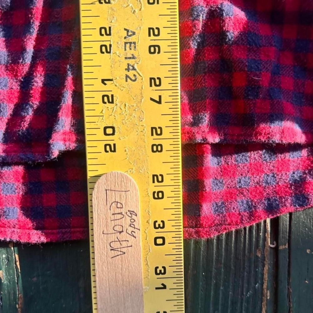 American eagle Red and black flannel shirt - Picture 6 of 6